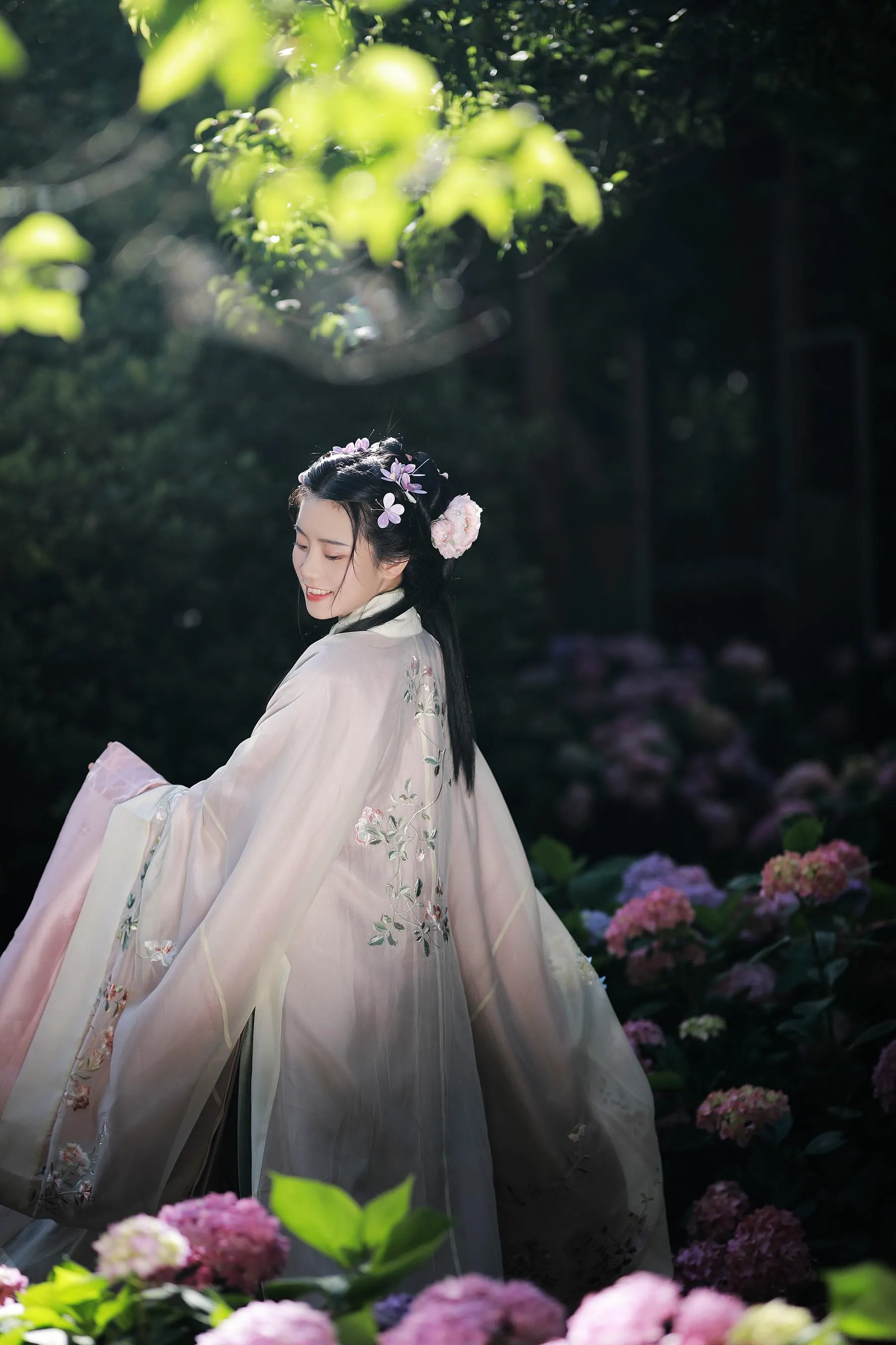[YITUYU艺图语]2022.07.20 一念花开，香如故 Dear-郑同学 [38P]插图6